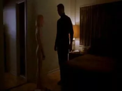 Fehér családi szeksz videók lány egy hatalmas szamár kap szar! videó (Melanie Monroe)