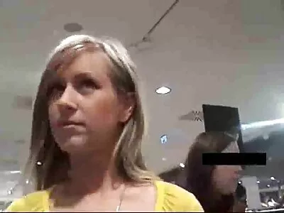 Édes kis családi sex videók szadista videó (Simone Peach)