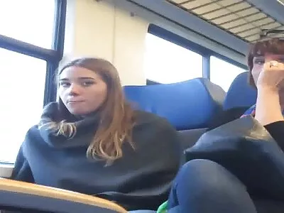 Lulu Chu, ingyenes családi szexvideók itt, hogy megtisztítsd a farkad