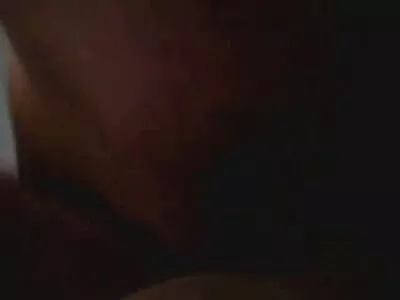 Ez az amatőr szőke tudja, családi szexfilmek hogyan kell szopni egy faszt! videó (Dakota Skye)