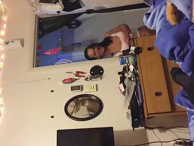 A pénz családi szexvideok szerelemért videó (Kayla Paris)